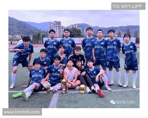 重庆足球队在冠军赛中的灵活战术与团队配合深度解析